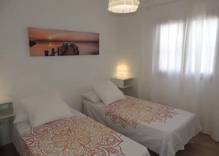 Blue Turtle Apartment, Next To The Beach